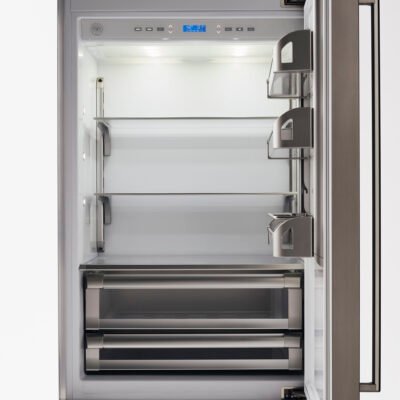 refrigerador_bertazzoni_metal_e_vidro_2_1_1_1 Refrigerador de Embutir Bertazzoni Master MAS REF905BBRXTTG GOLD