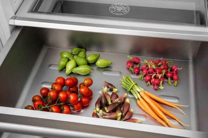 refrigreadores_bertazzini_-_inox_antibacteriano_8_1_3_1 Refrigerador Bertazzoni Professional REF755BBRXTT